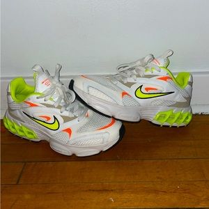 Women’s nike size 9